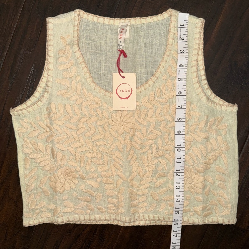 🌸 NWT! Anthropologie Raga Embroidered Crop Top - Picture 9 of 9